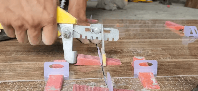 tile fixing company in dubai